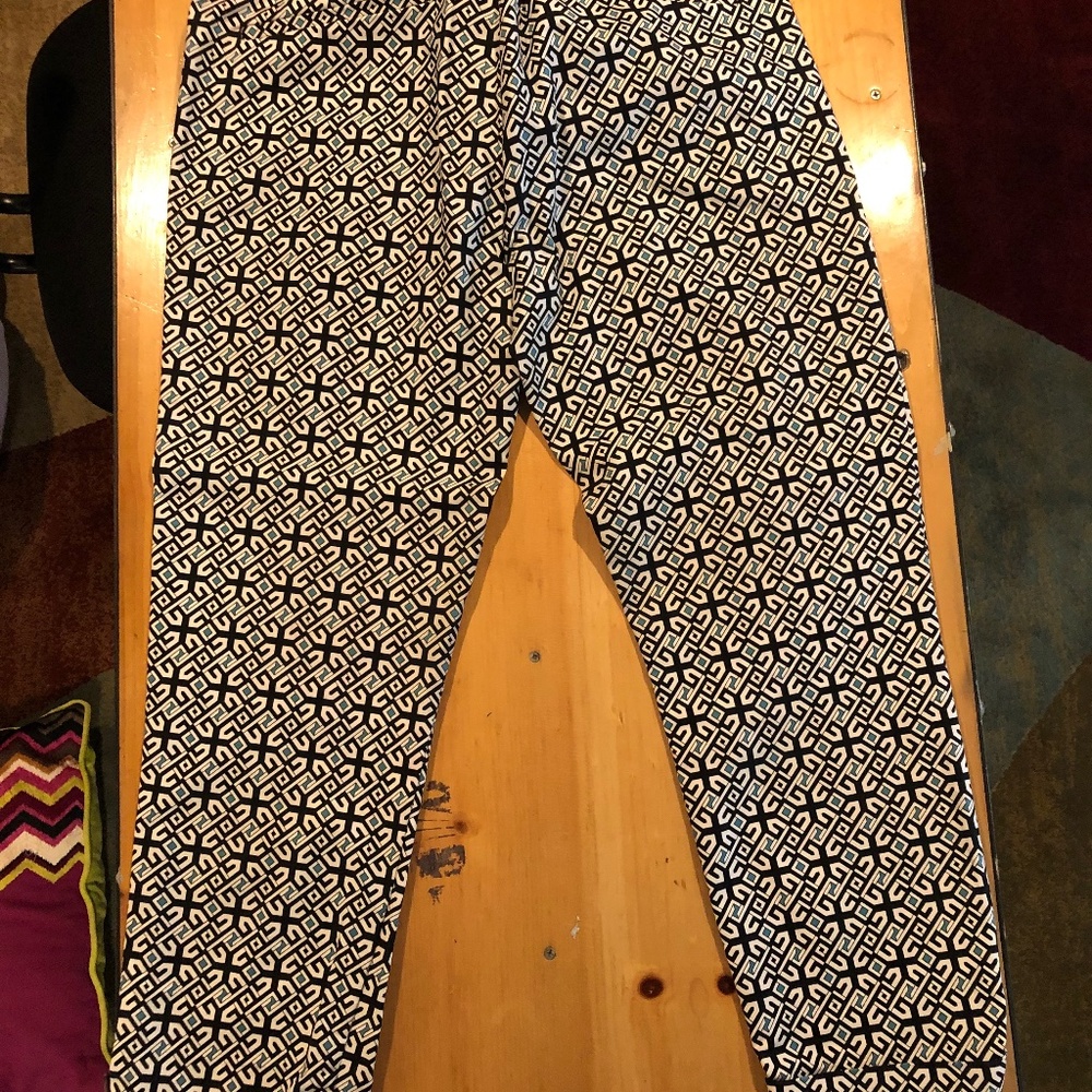 Joe Fresh, preppy party pants, cuffed crops, size 10,  white, navy & turquoise